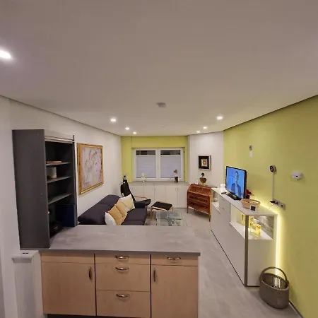 Gemuetliche In Kitzingen-siedlung Apartman Kitzingen